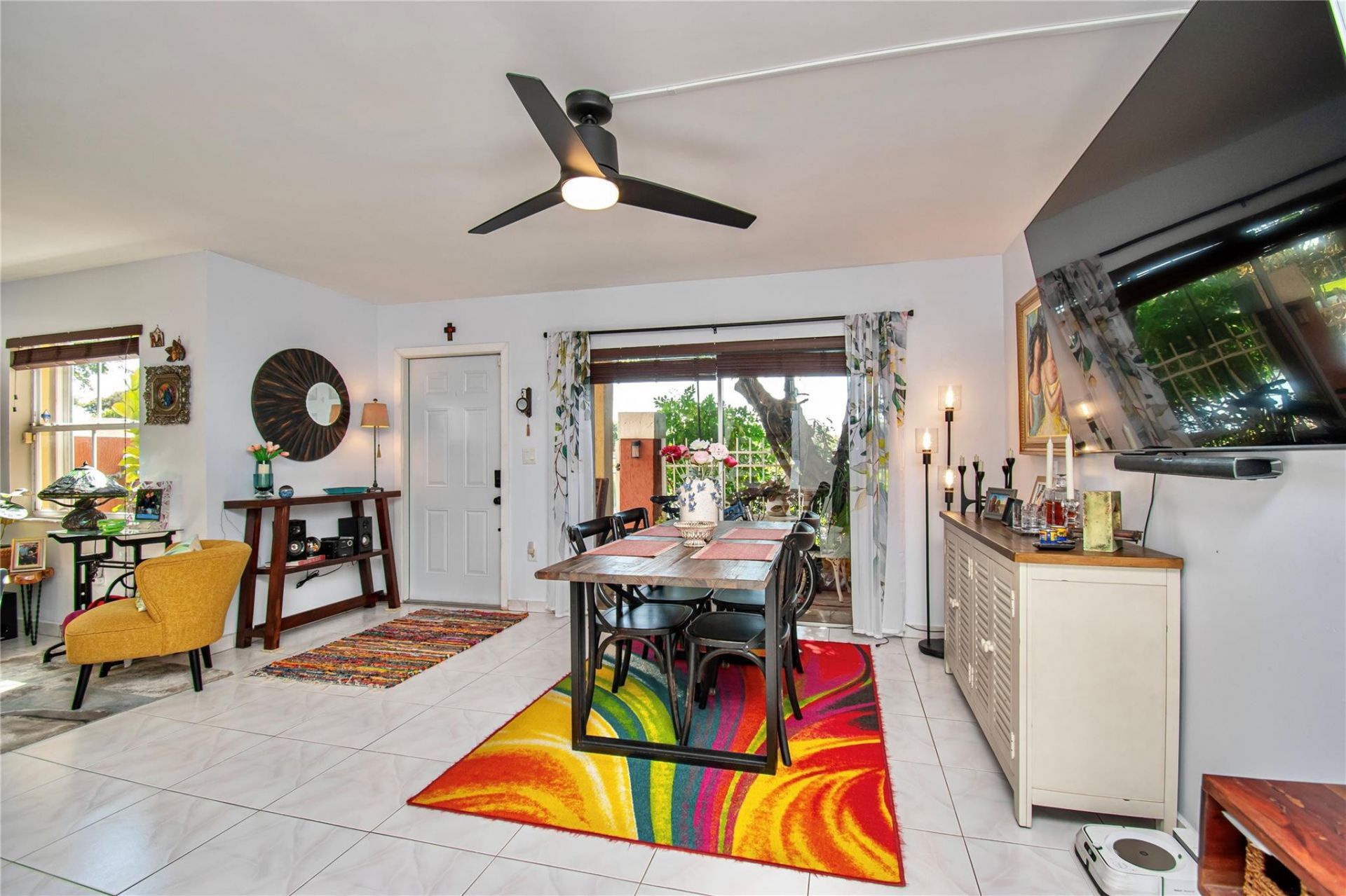 8550 NW 3rd Lane, Unit 304, Miami, FL 33126 Photo