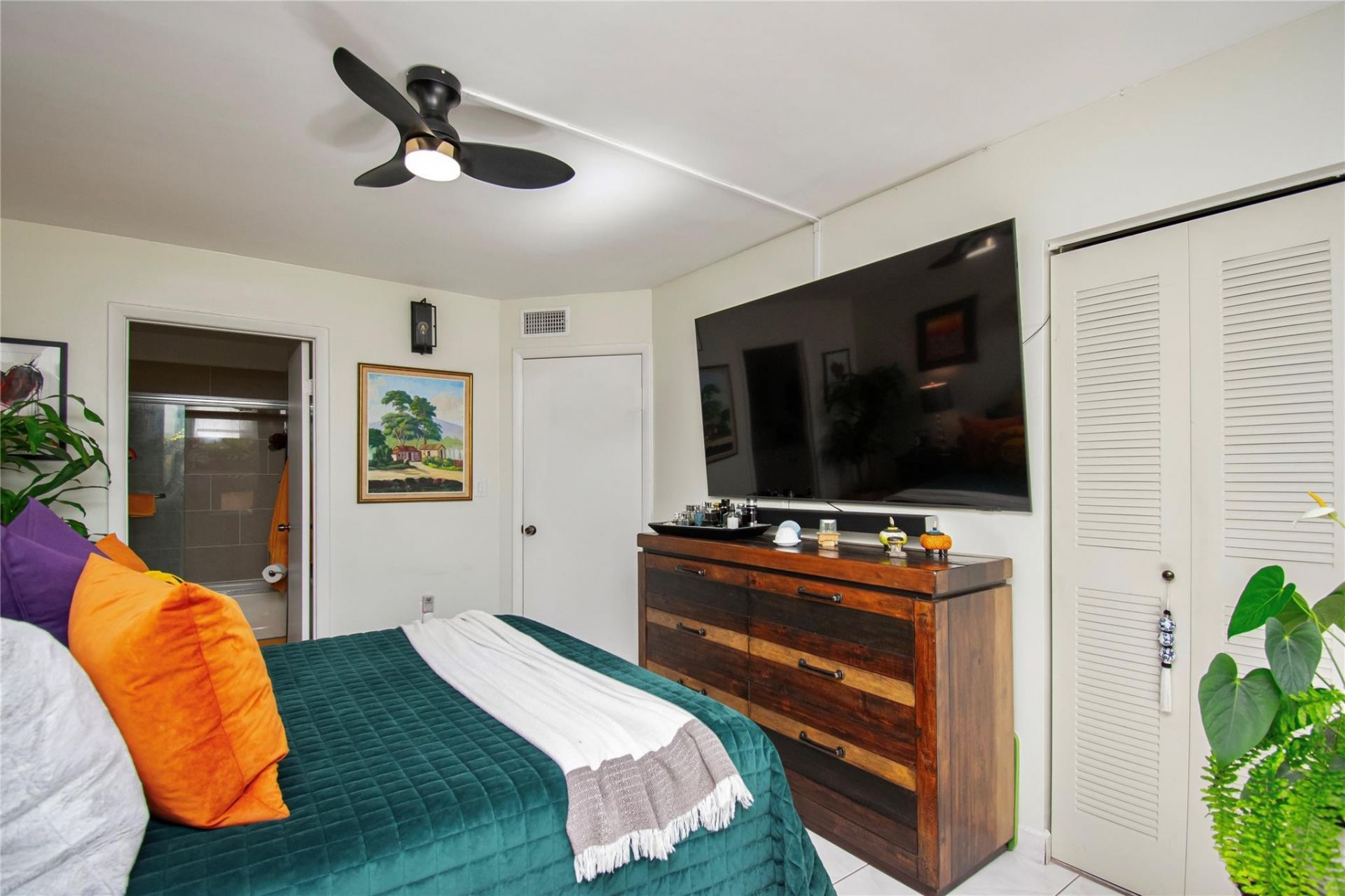 8550 NW 3rd Lane, Unit 304, Miami, FL 33126 Photo