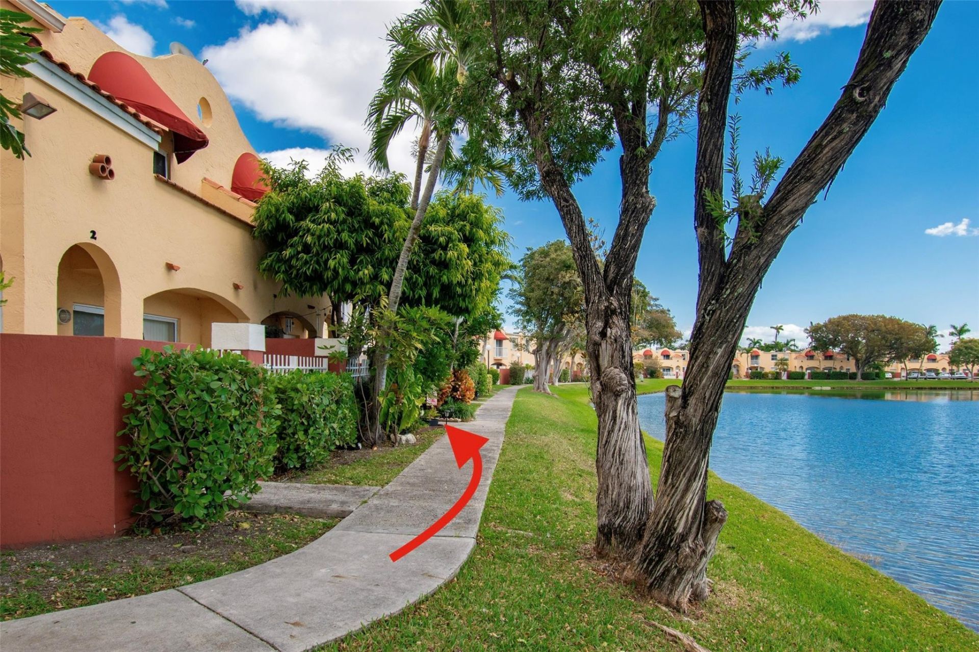 8550 NW 3rd Lane, Unit 304, Miami, FL 33126 Photo