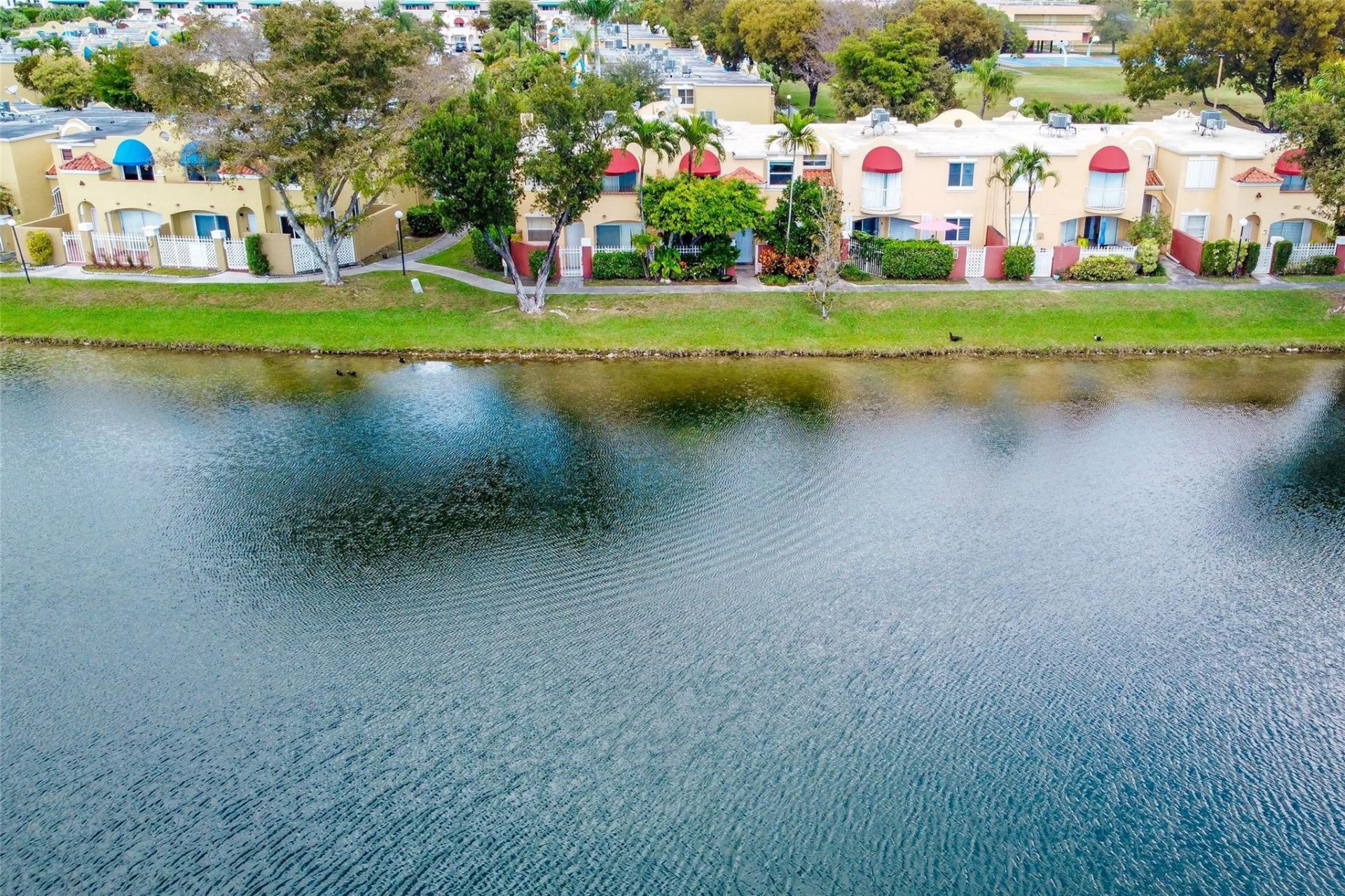 8550 NW 3rd Lane, Unit 304, Miami, FL 33126 Photo