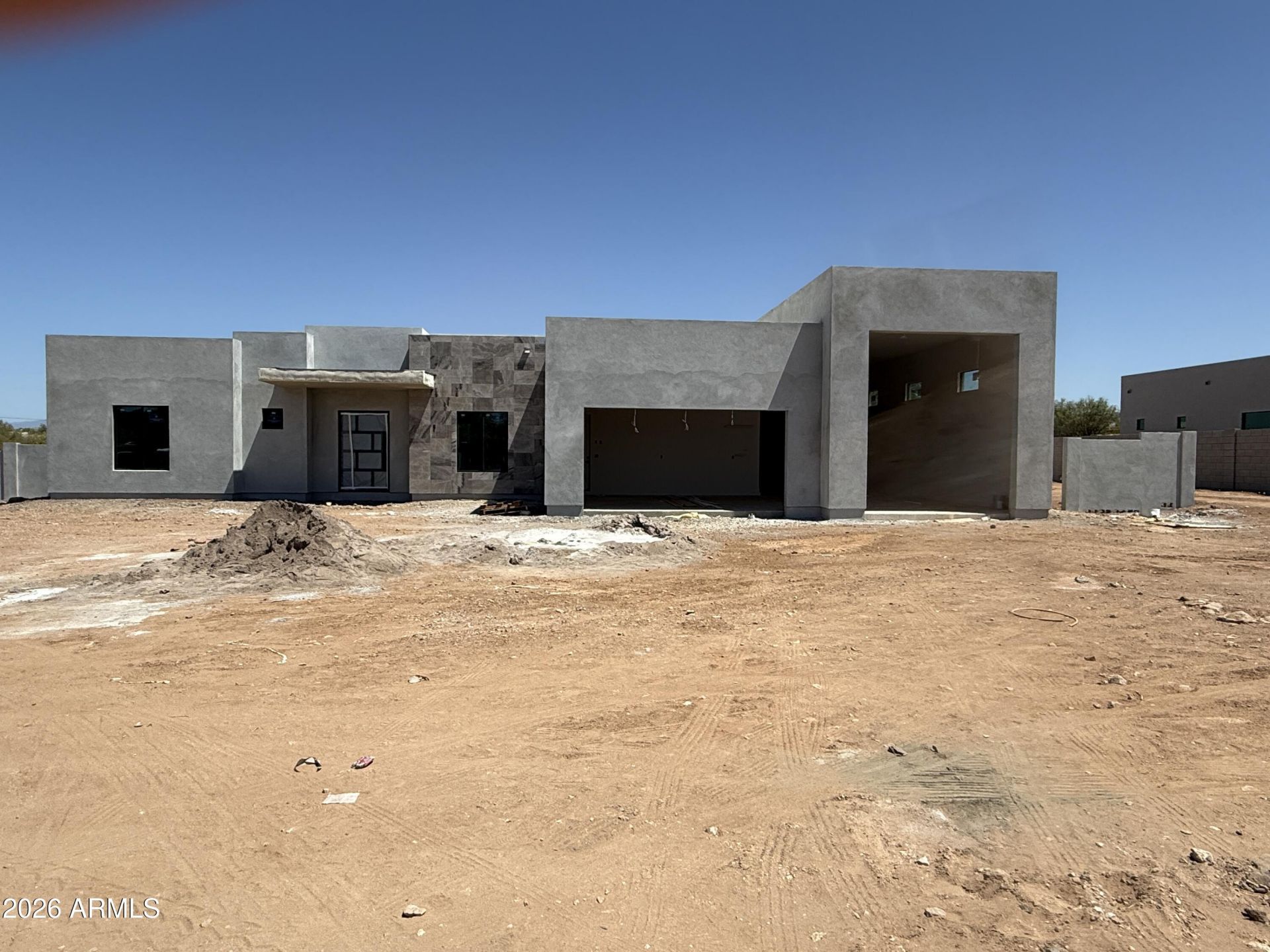 1658 W Lavitt Lane, Phoenix, AZ 85086 Main Photo