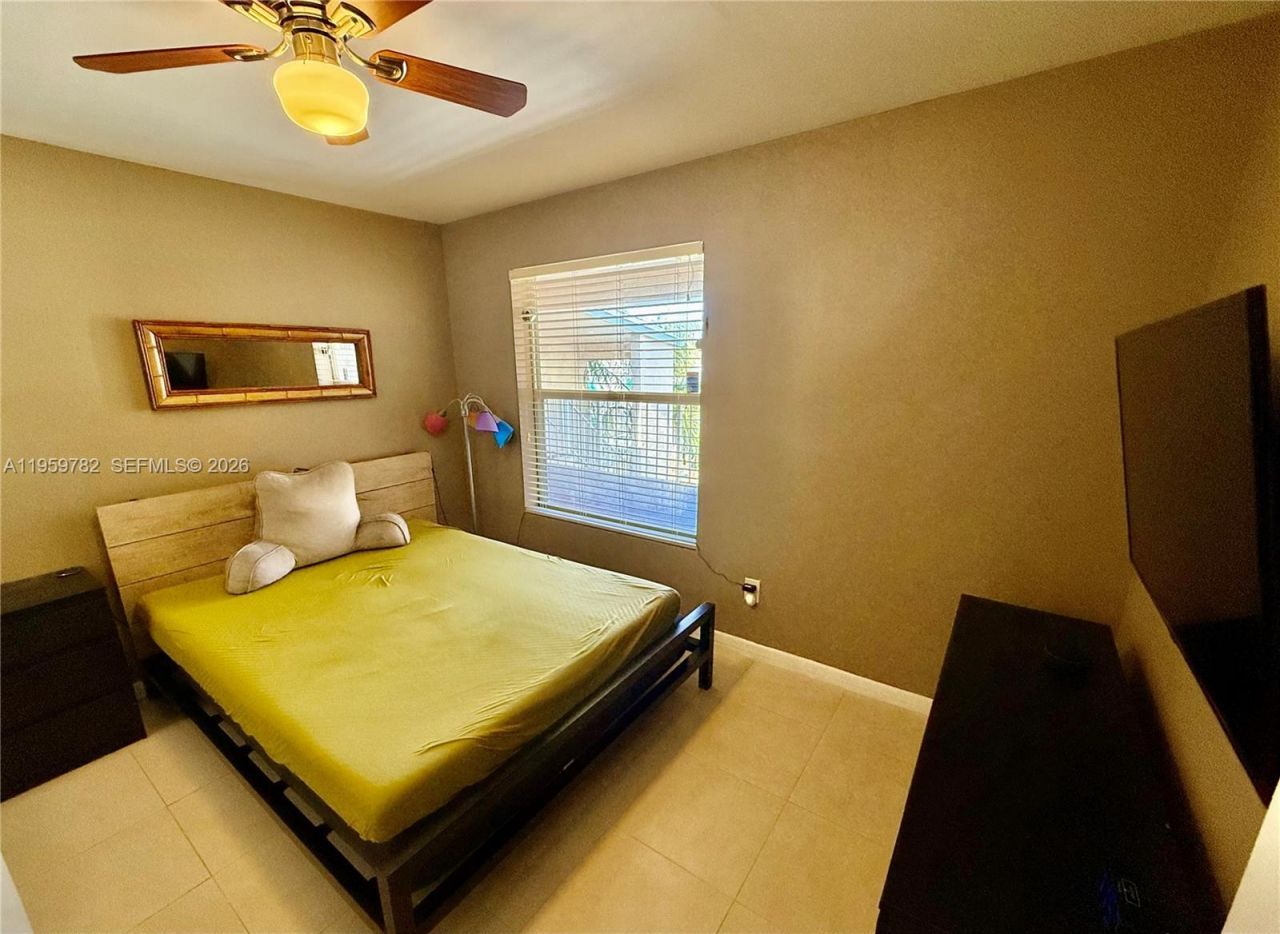 15300 SW 106th Ter, Unit 515, Miami, FL 33196 Photo