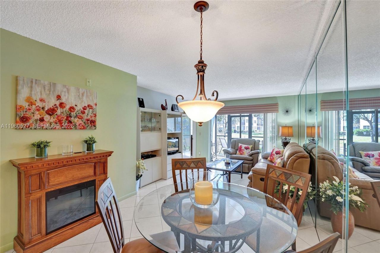 2228 N Cypress Bend Dr, Unit 103, Pompano Beach, FL 33069 Photo