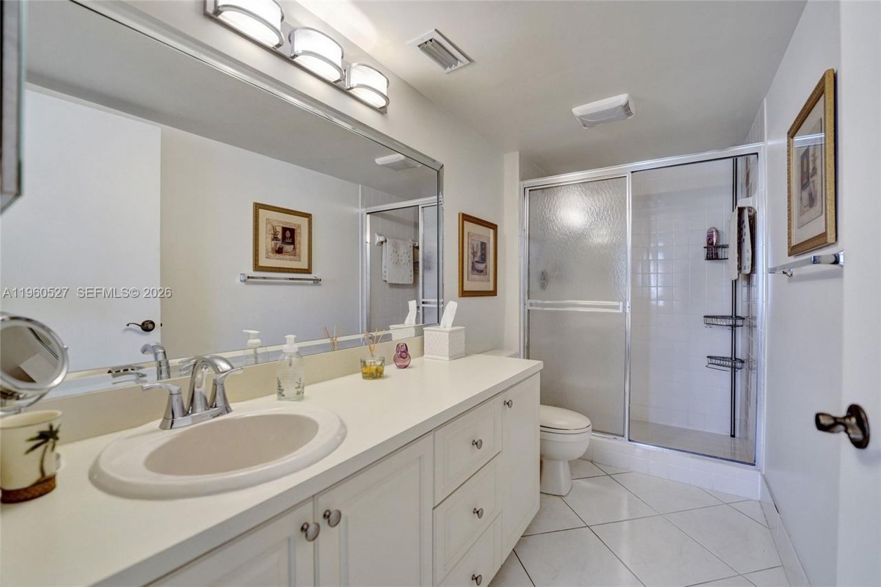 2228 N Cypress Bend Dr, Unit 103, Pompano Beach, FL 33069 Photo