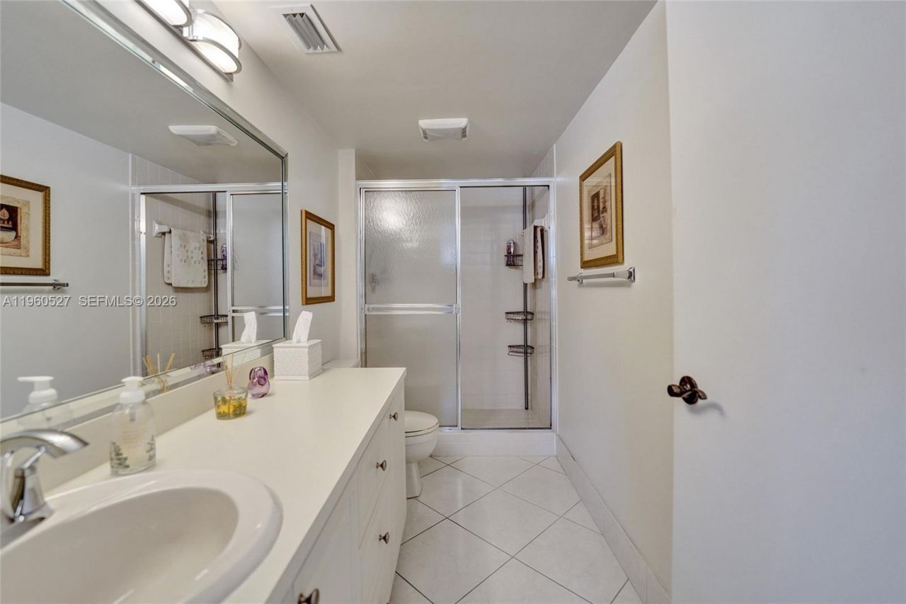2228 N Cypress Bend Dr, Unit 103, Pompano Beach, FL 33069 Photo
