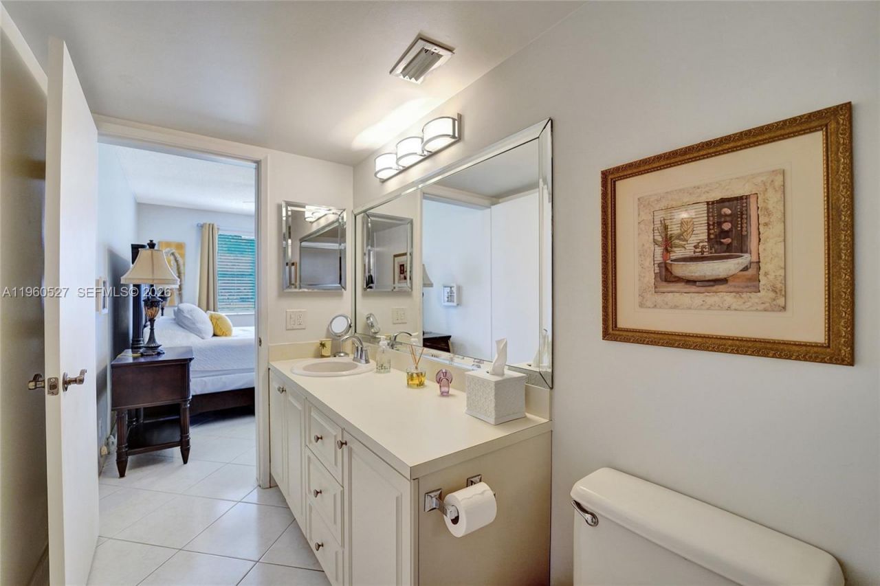 2228 N Cypress Bend Dr, Unit 103, Pompano Beach, FL 33069 Photo