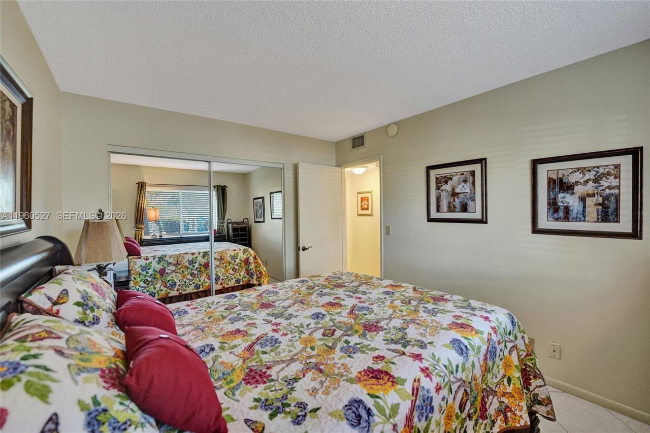 2228 N Cypress Bend Dr, Unit 103, Pompano Beach, FL 33069 Photo