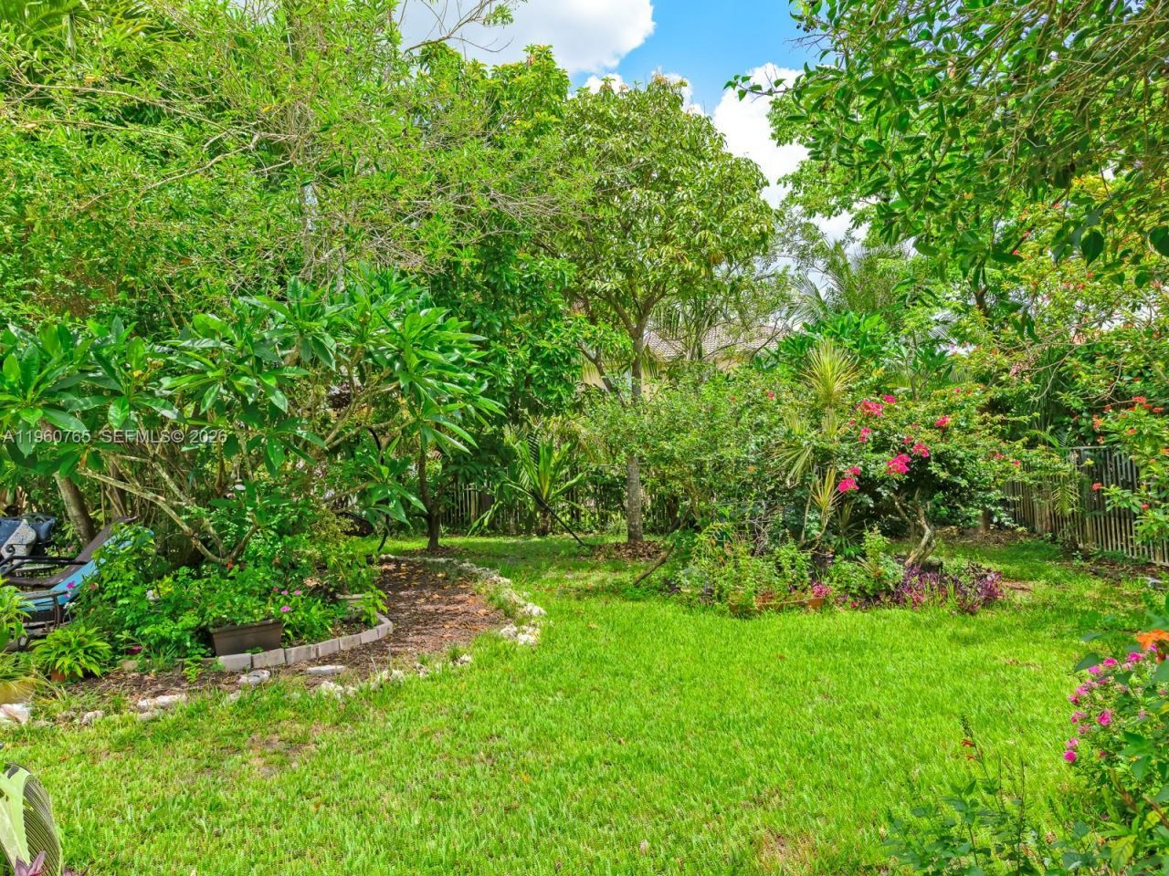 4209 Pinewood Ln, Weston, FL 33331 Photo
