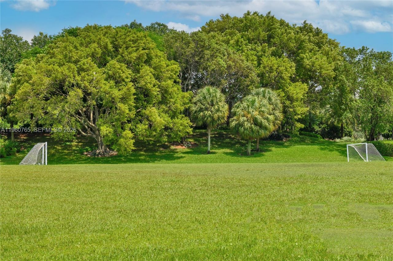 4209 Pinewood Ln , Weston, FL 33331 Photo