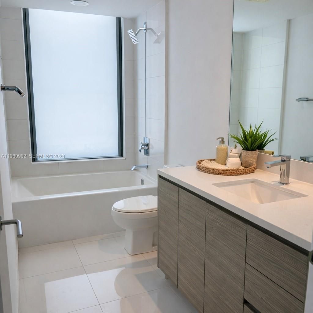 460 NE 28th St, Unit 2401, Miami, FL 33137 Photo