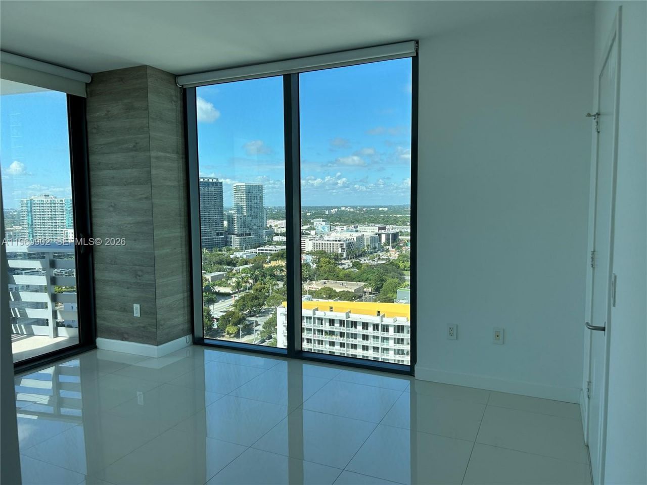 460 NE 28th St, Unit 2401, Miami, FL 33137 Photo