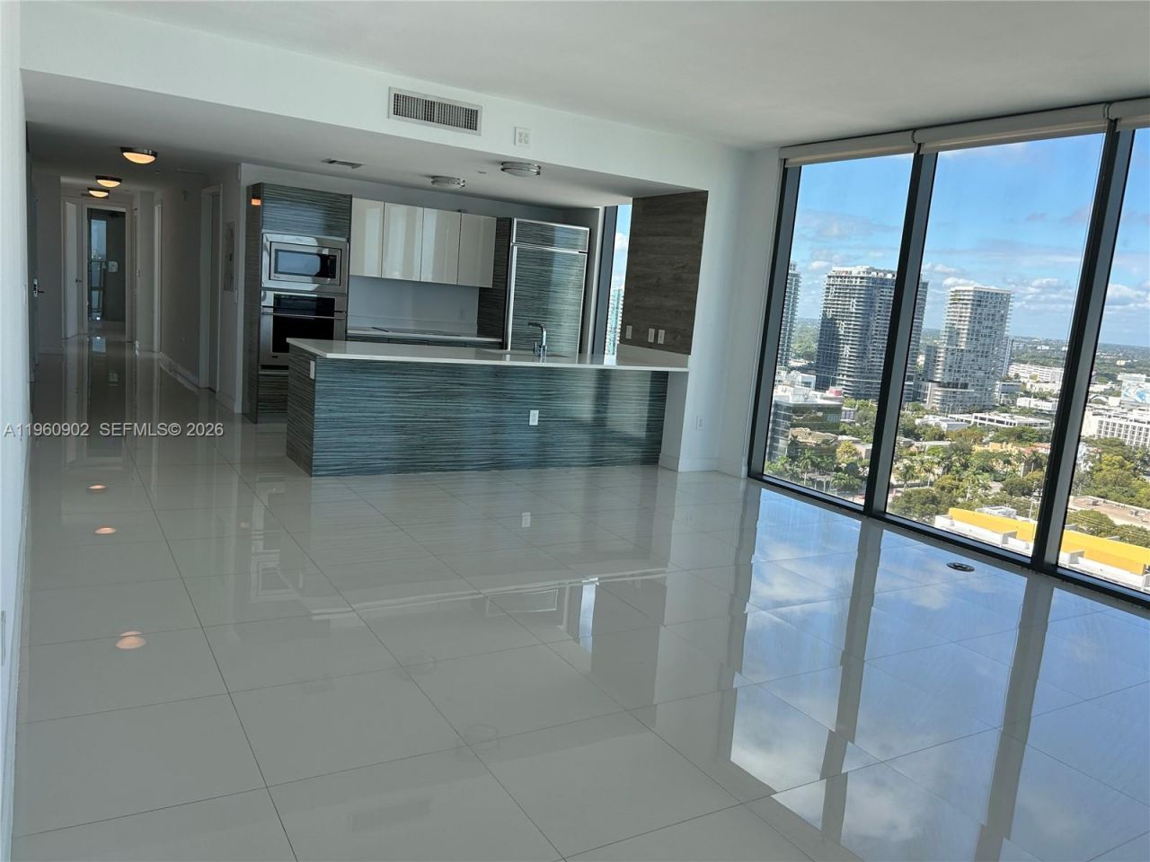 460 NE 28th St, Unit 2401, Miami, FL 33137 Photo