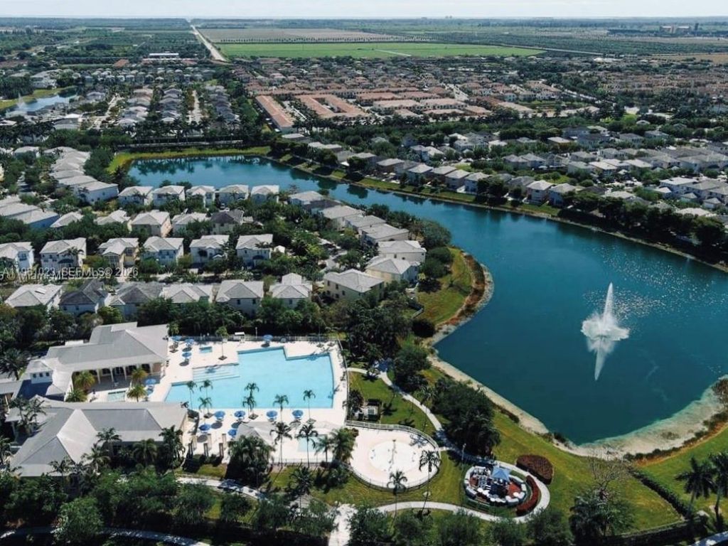 112 SE 28th Ter, Unit 26, Homestead, FL 33033 Photo