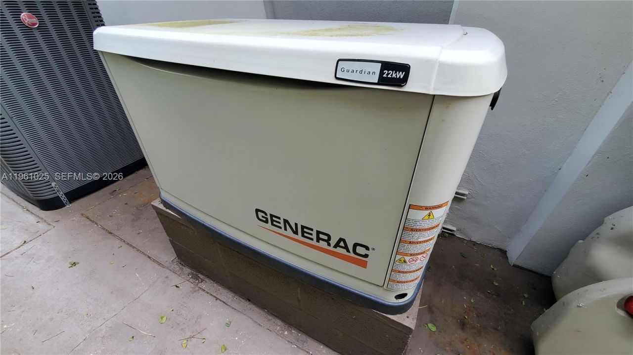 13000 Coronado Ln, North Miami, FL 33181 Photo