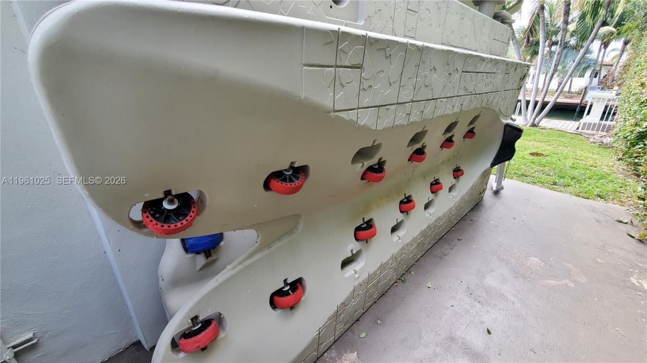 13000 Coronado Ln, North Miami, FL 33181 Photo