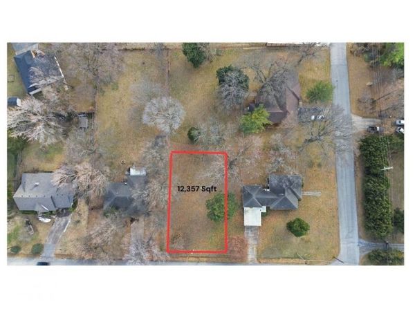 2706 E 49th Street, Tulsa, OK 74105