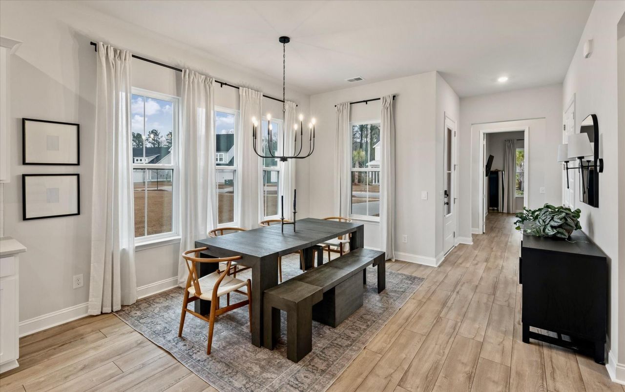 1020 Arrowwood Way Photo 10