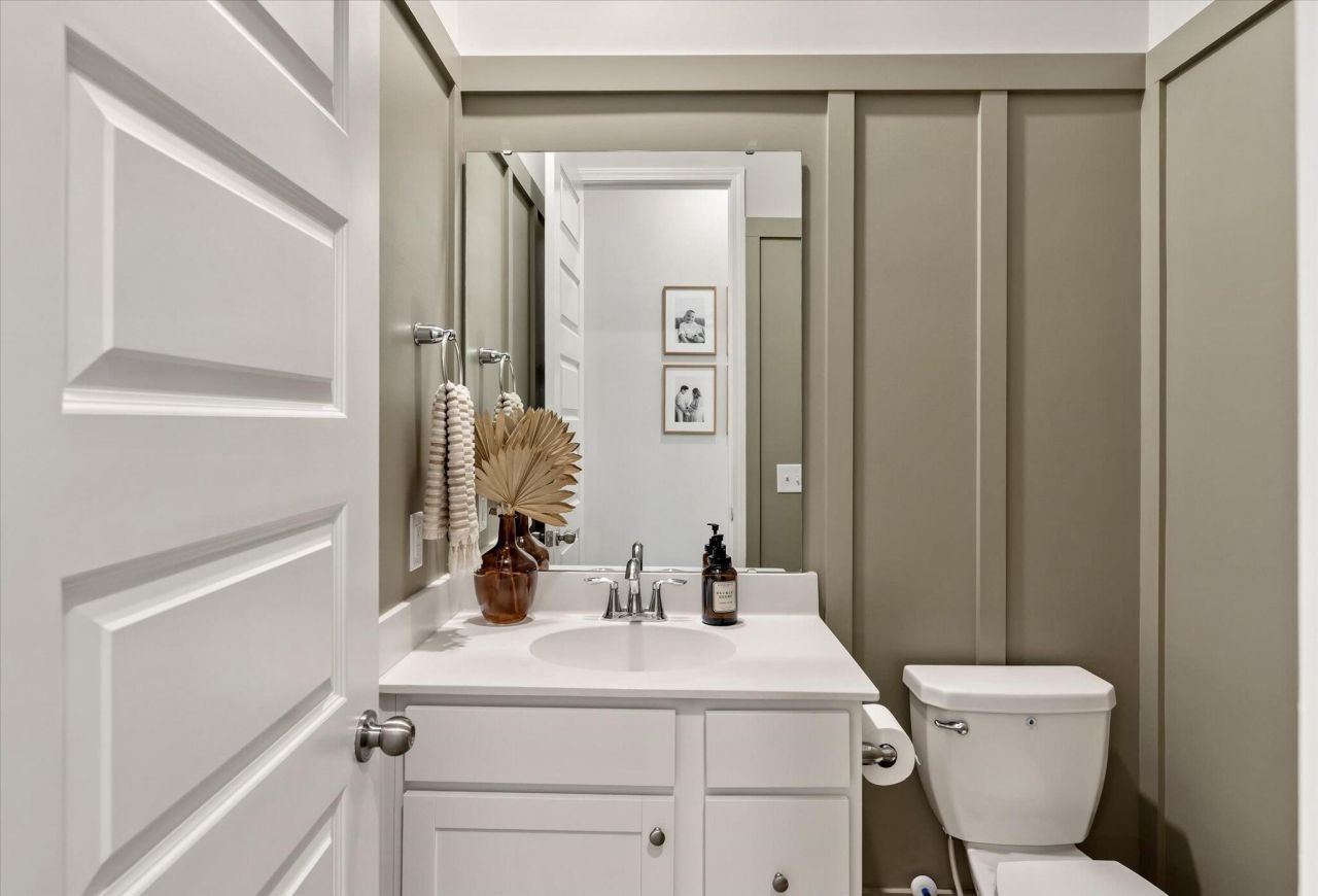 1020 Arrowwood Way Photo 28