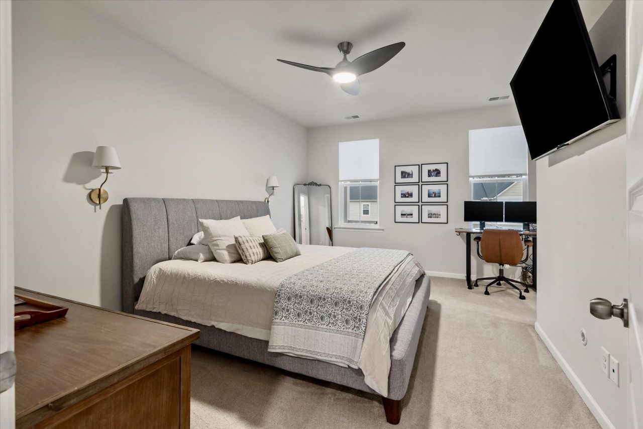 1020 Arrowwood Way Photo 31