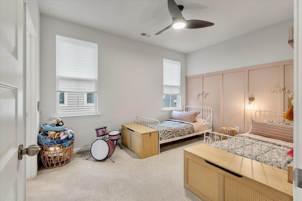 1020 Arrowwood Way Photo 34