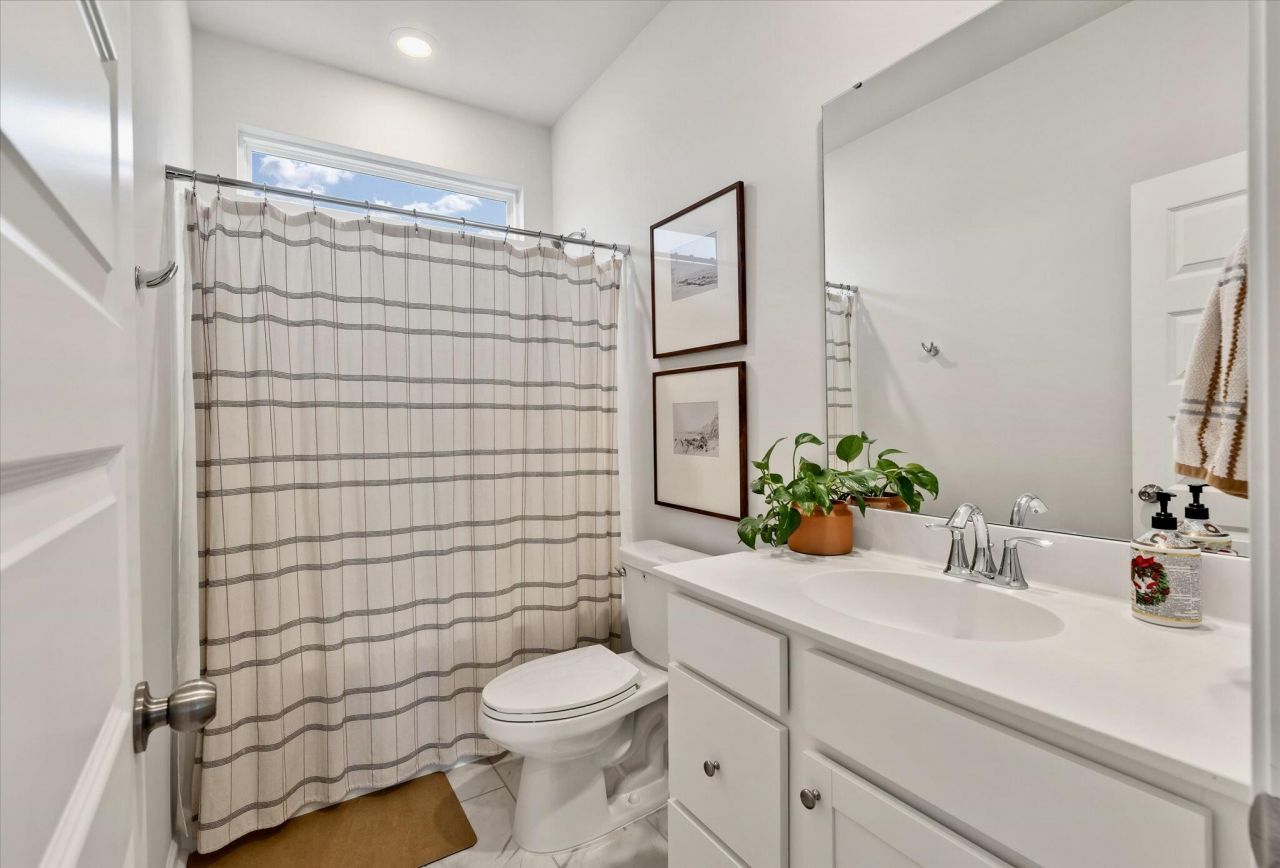 1020 Arrowwood Way Photo 39