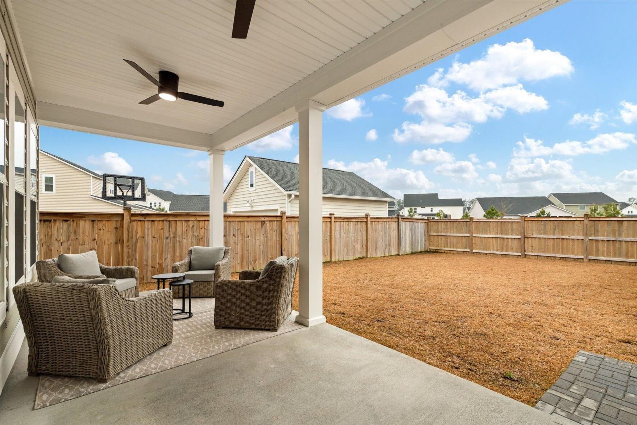 1020 Arrowwood Way Photo 43