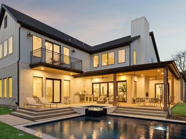 1811 Bermuda Street, Dallas, TX 75214