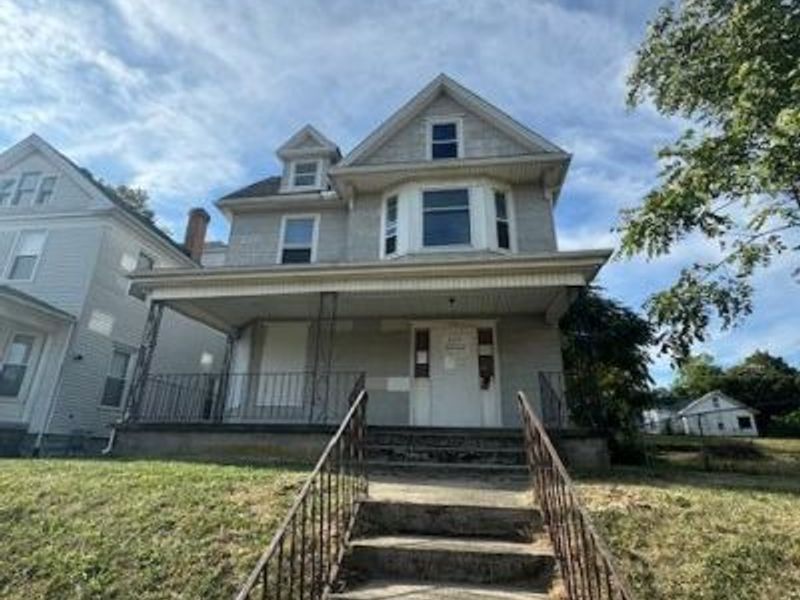 727 W High Street, Springfield, OH 45506 Photo 1