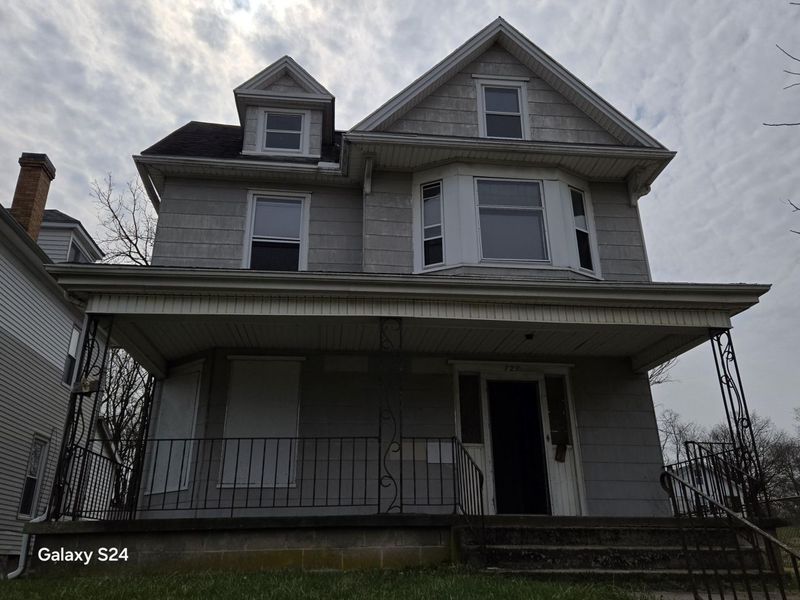 727 W High Street, Springfield, OH 45506 Photo 3