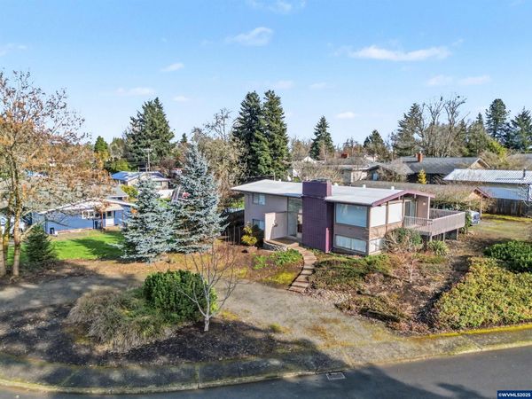 444 SW Crider St, Dallas, OR 97338