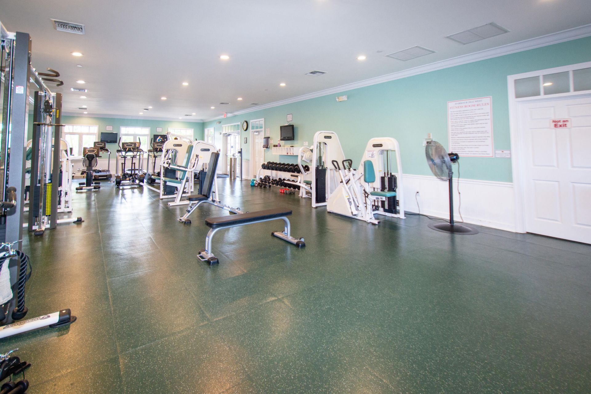 22 Harbour Isle Drive W, Unit 204, Fort Pierce, FL 34949 Photo