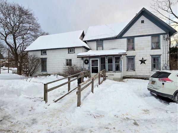 1136 Taft Avenue, Endicott, NY 13760