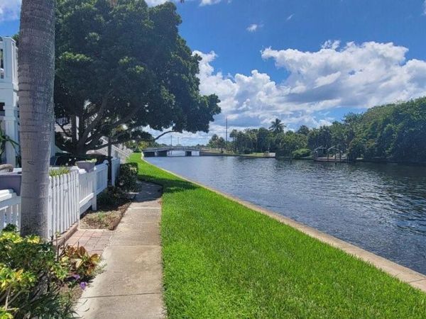 3857 POMPANO DRIVE SE, ST PETERSBURG, FL 33705