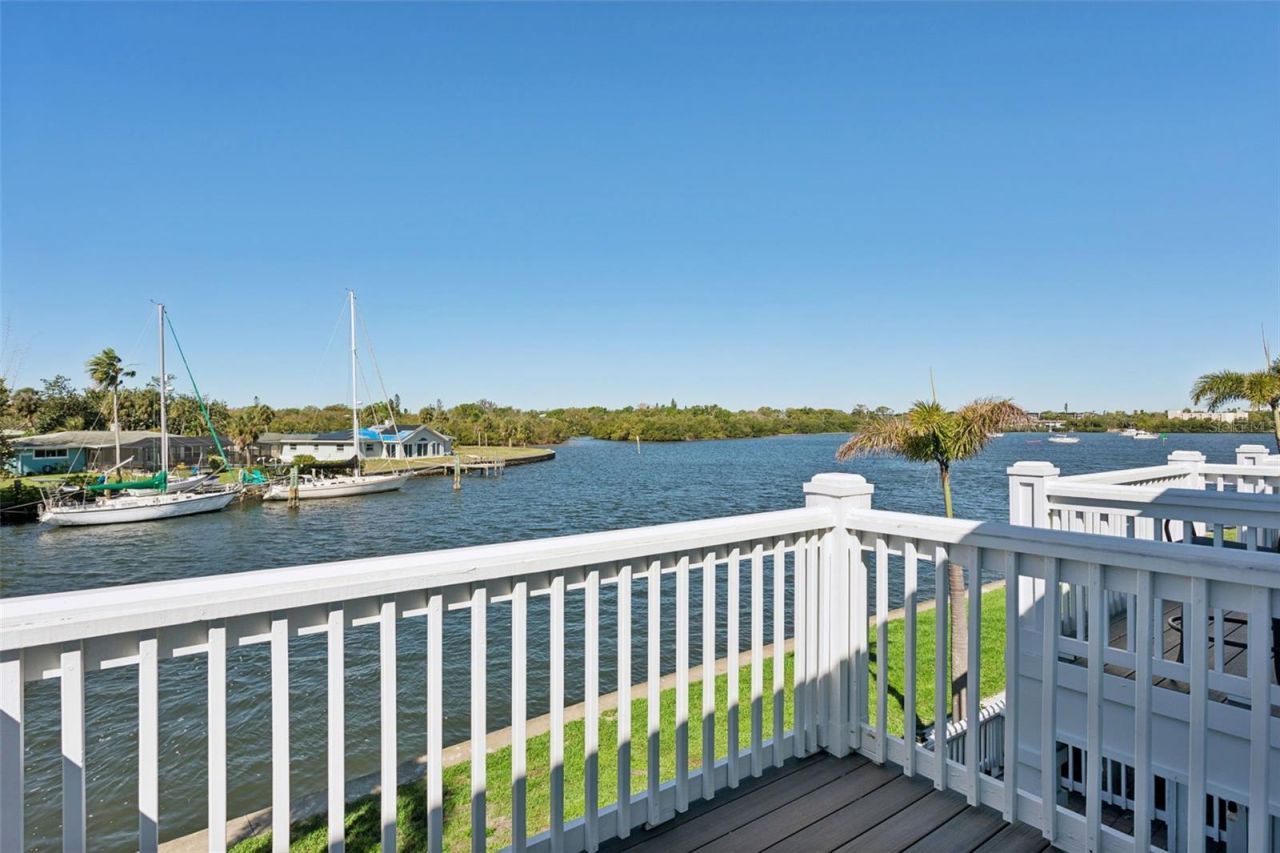 3857 Pompano Drive Se, Saint Petersburg, FL 33705 Photo