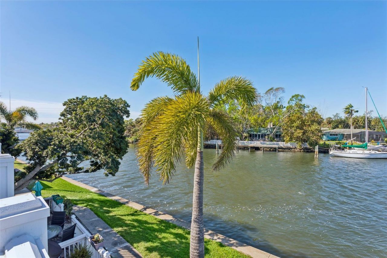 3857 Pompano Drive Se, Saint Petersburg, FL 33705 Photo