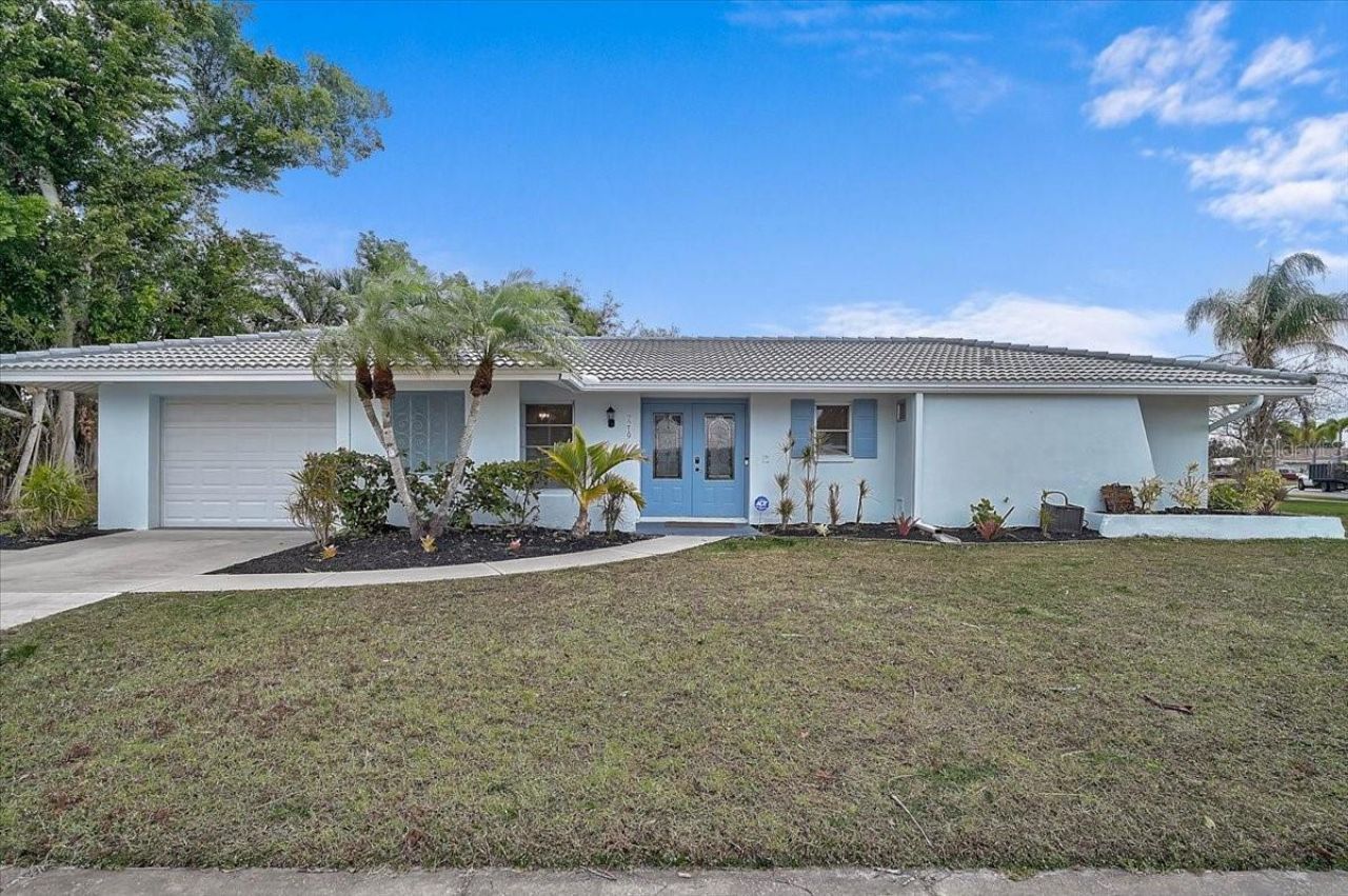 7219 Bounty Drive, Sarasota, FL 34231 Main Photo