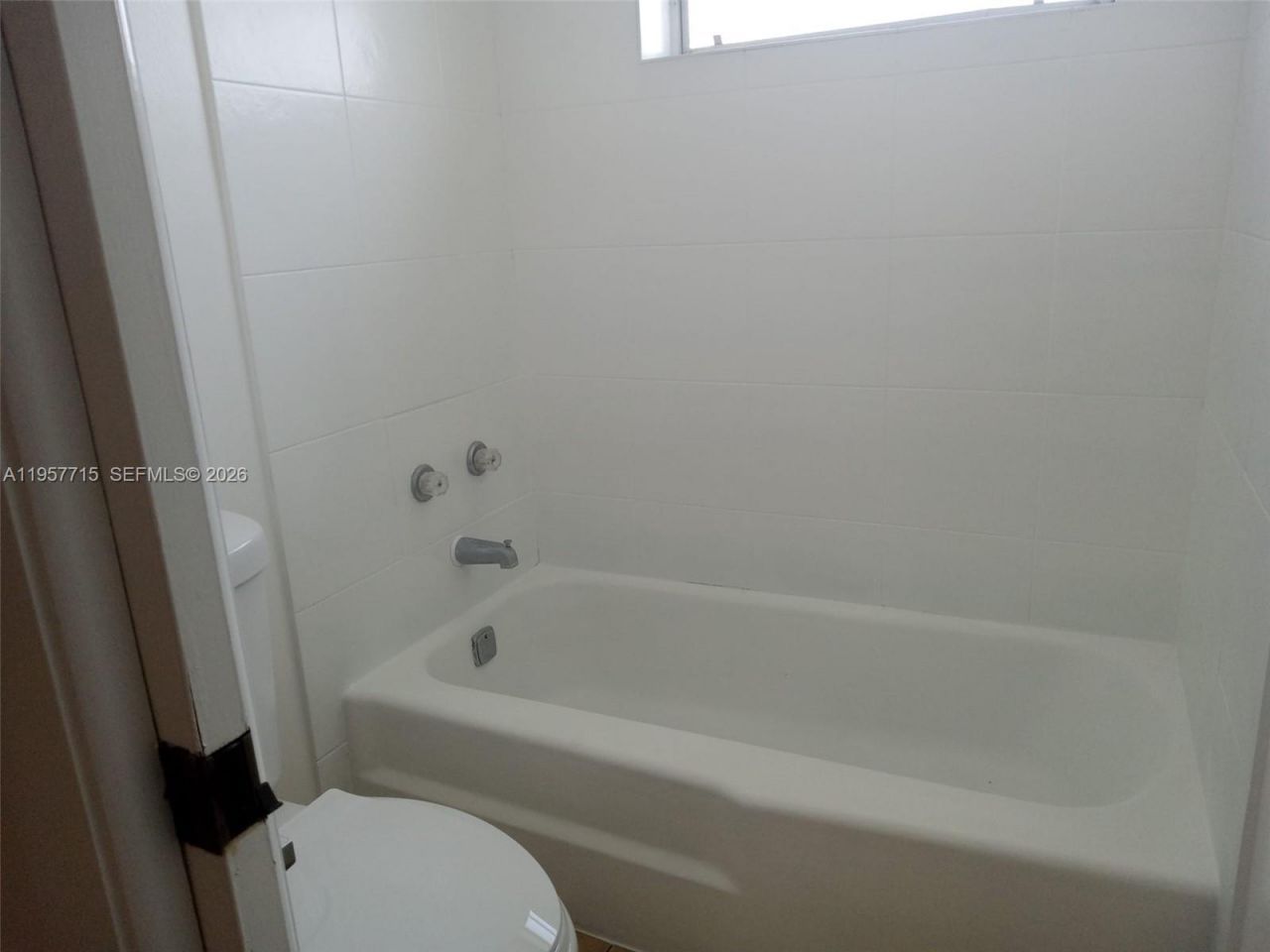 1975 NE 135th St , Unit 3C, North Miami, FL 33181 Photo