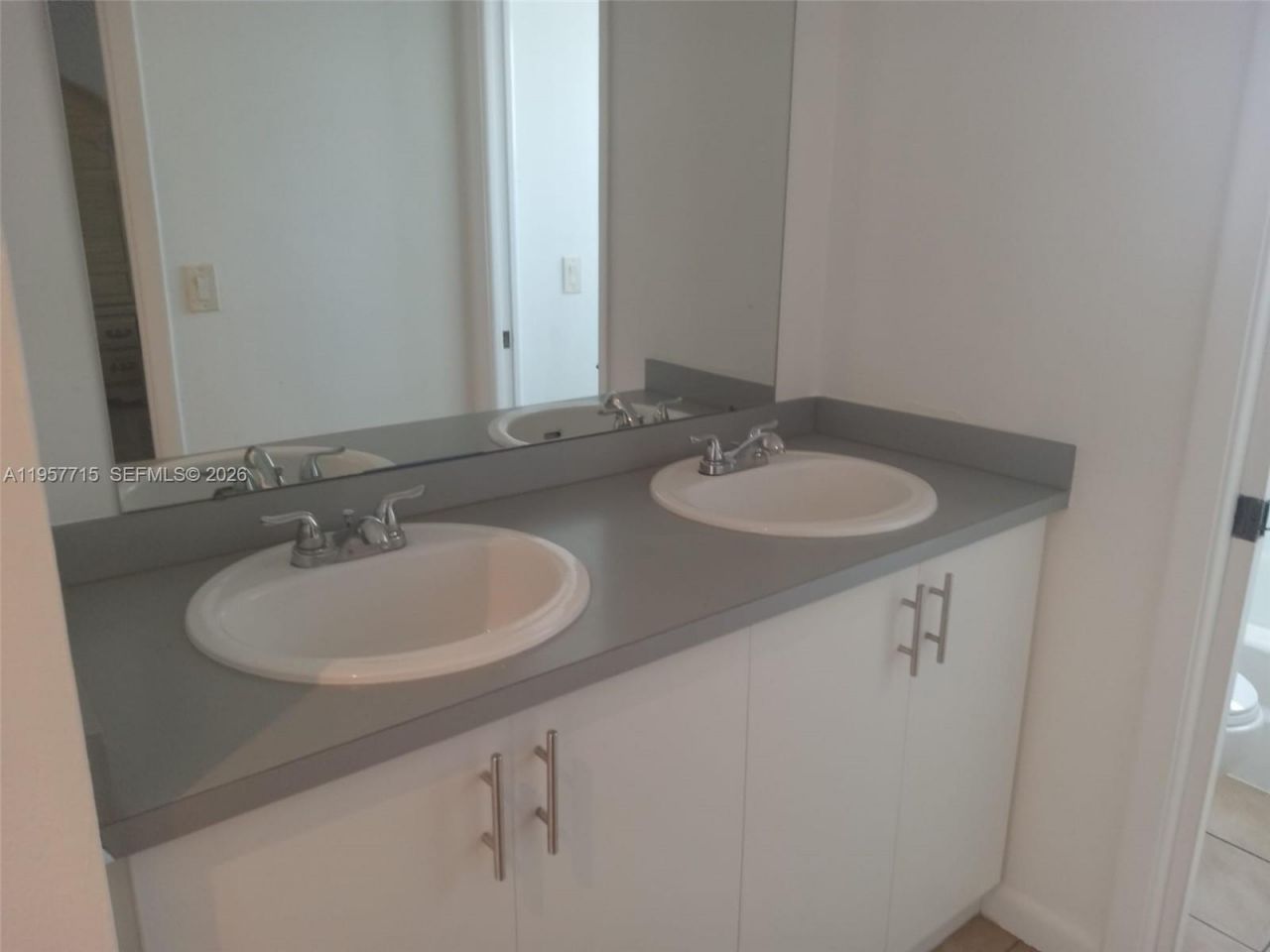 1975 NE 135th St , Unit 3C, North Miami, FL 33181 Photo