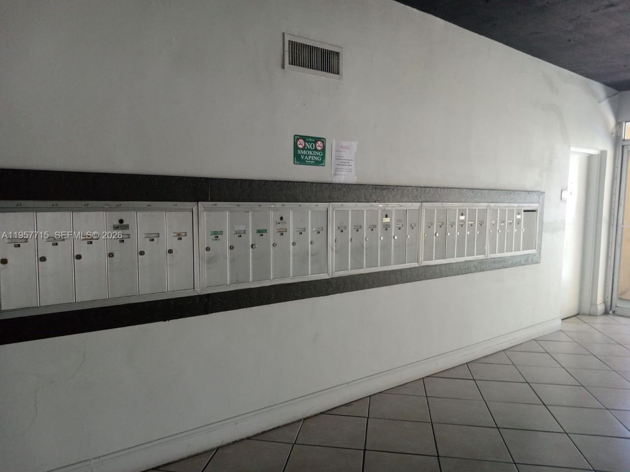 1975 NE 135th St , Unit 3C, North Miami, FL 33181 Photo