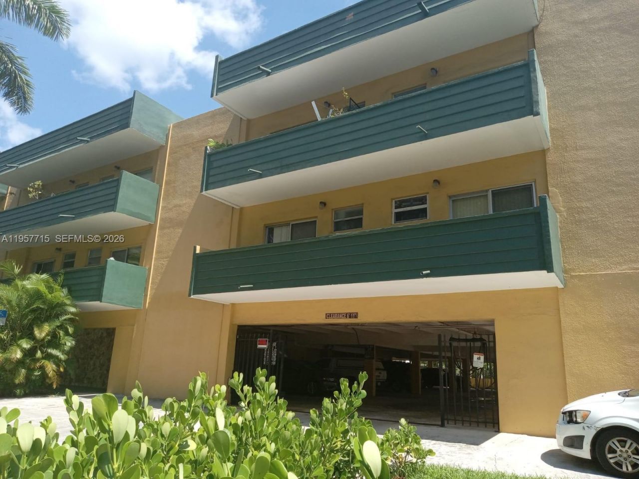 1975 NE 135th St , Unit 3C, North Miami, FL 33181 Photo