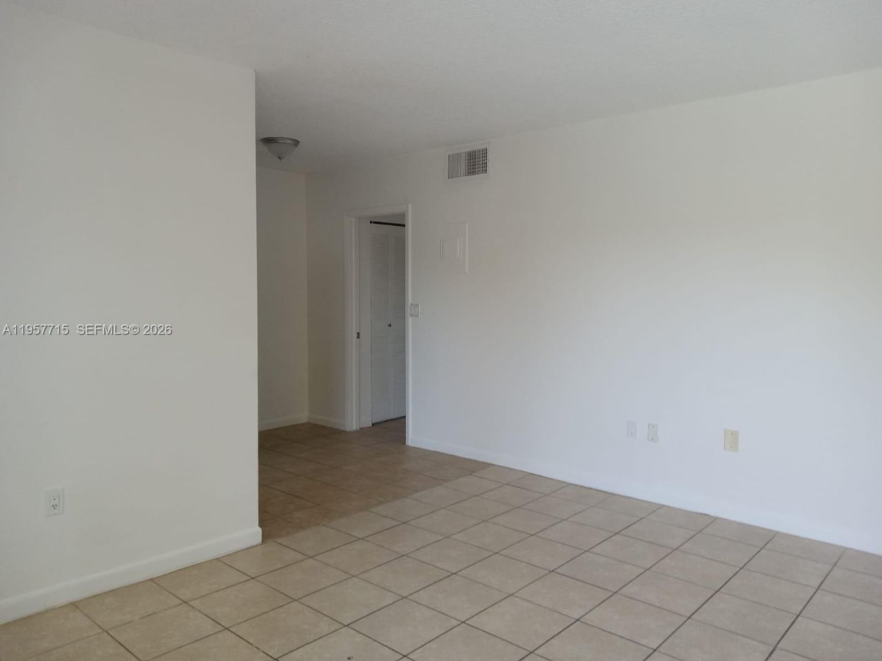1975 NE 135th St , Unit 3C, North Miami, FL 33181 Photo