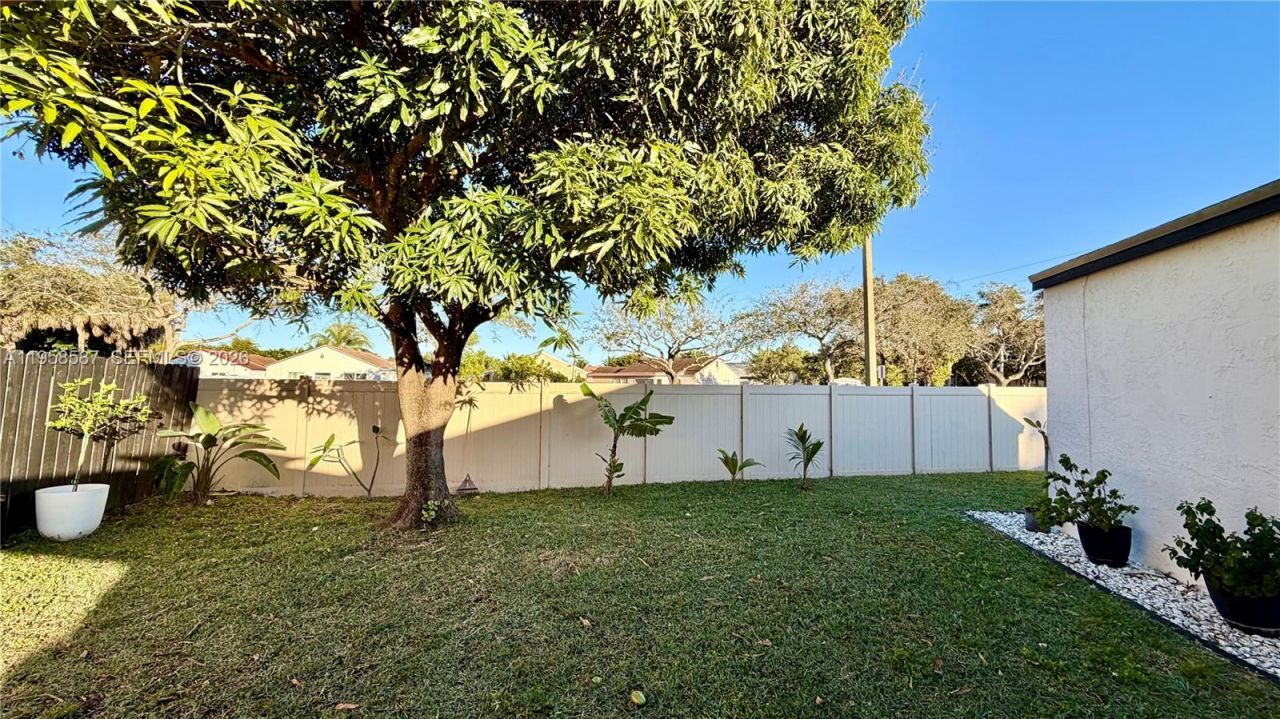 2451 SW 85th Ter, Unit 2451, Miramar, FL 33025 Photo