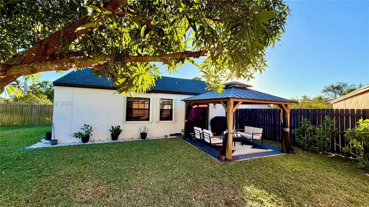 2451 SW 85th Ter, Unit 2451, Miramar, FL 33025 Photo