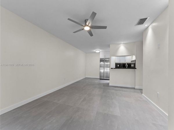 15639 SW 73rd Cir Ter, Unit 7-4, Miami, FL 33193