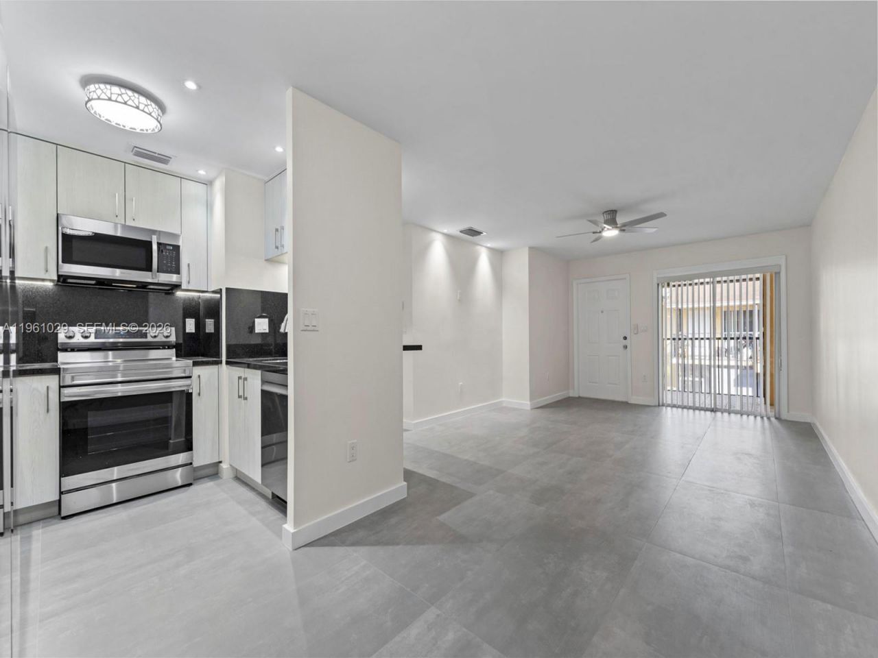15639 SW 73rd Cir Ter, Unit 7-4, Miami, FL 33193 Photo