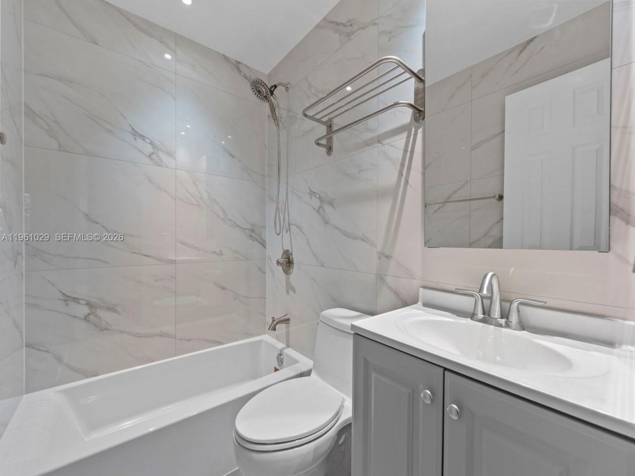 15639 SW 73rd Cir Ter, Unit 7-4, Miami, FL 33193 Photo