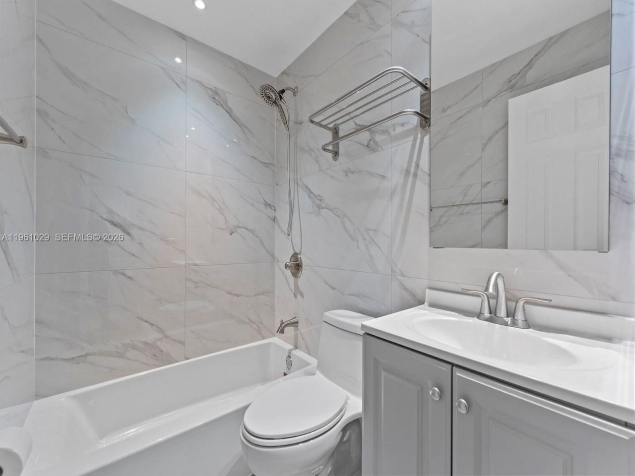 15639 SW 73rd Cir Ter, Unit 7-4, Miami, FL 33193 Photo