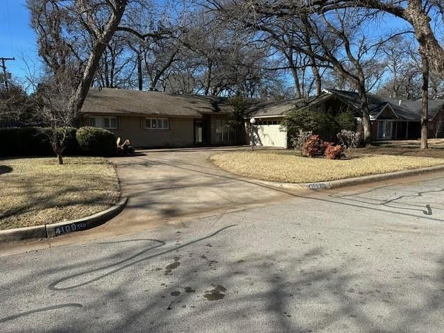 4109 Shady Creek Drive, Fort Worth, TX 76109 Main Photo