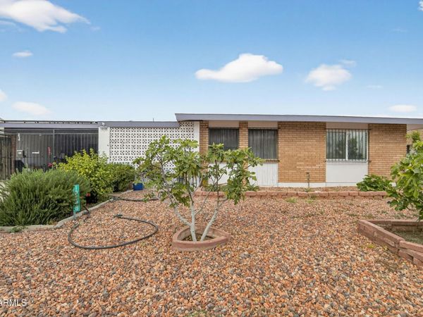 10548 W CARON Drive, Sun City, AZ 85351