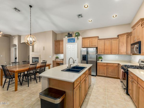 3458 E FAIRVIEW Street, Gilbert, AZ 85295